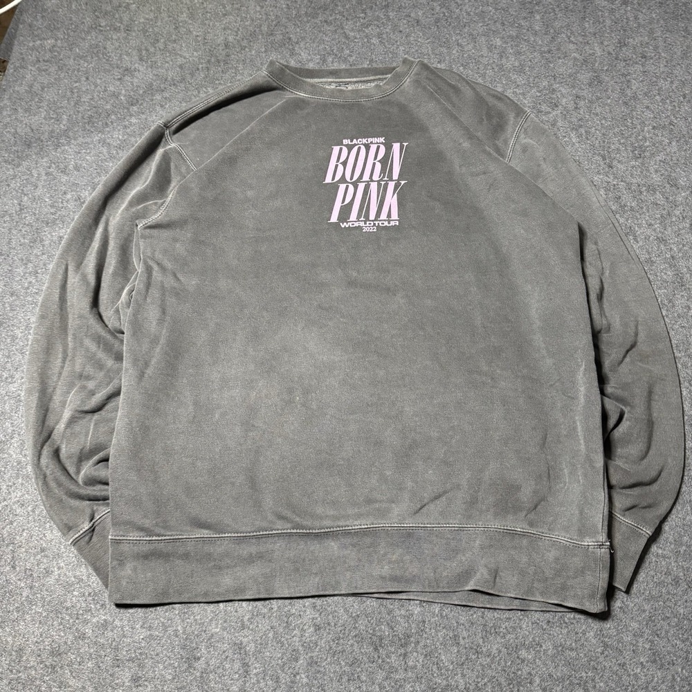 BlackPink Born Pink‎ World Tour 2022 Pigment Dye Black Wash Sweatshirt Sz L